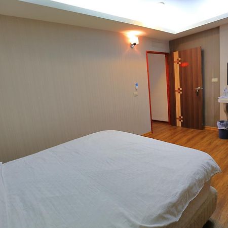 Jung Le Su Ba B&B Trì Thượng Ngoại thất bức ảnh