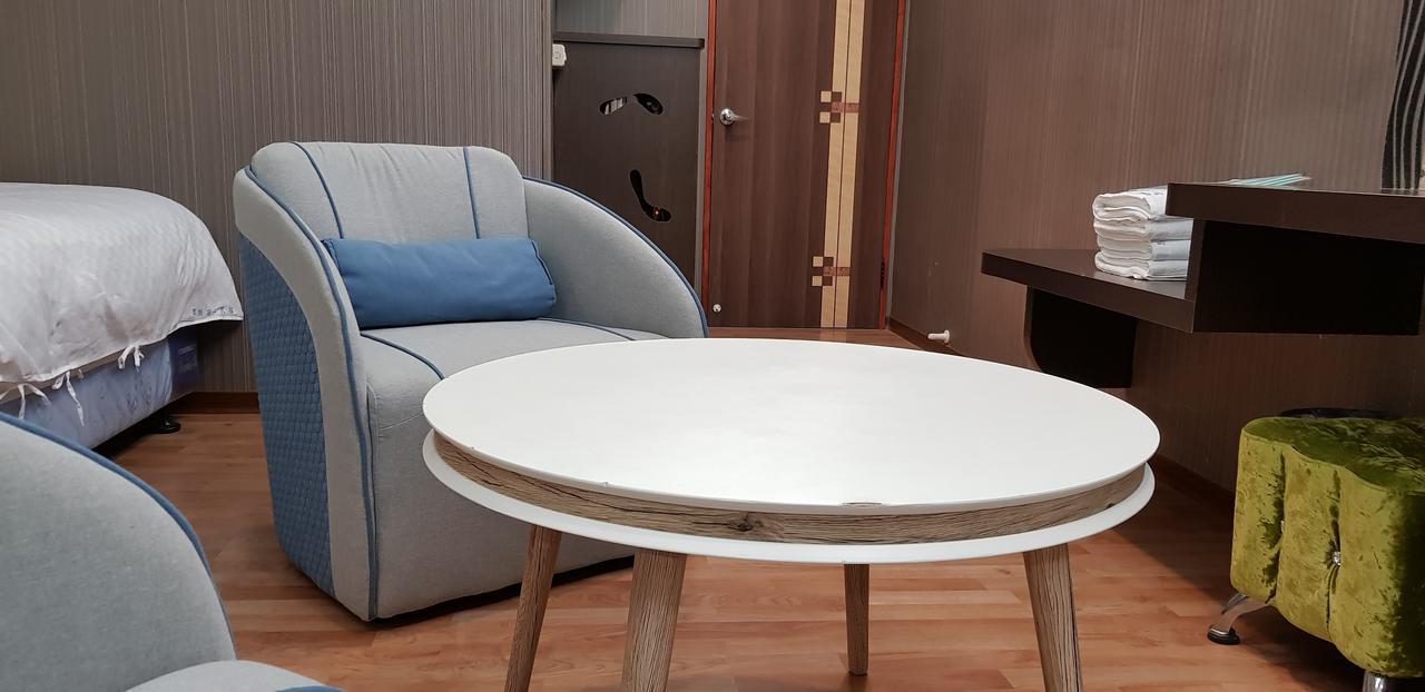 Jung Le Su Ba B&B Trì Thượng Ngoại thất bức ảnh